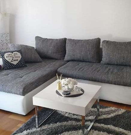 Apartman Aura Zagreb Exteriör bild